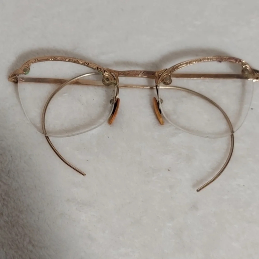 Vintage‎ Goldtone Prescription Eyeglasses Original case with optometrists name - Picture 5 of 12